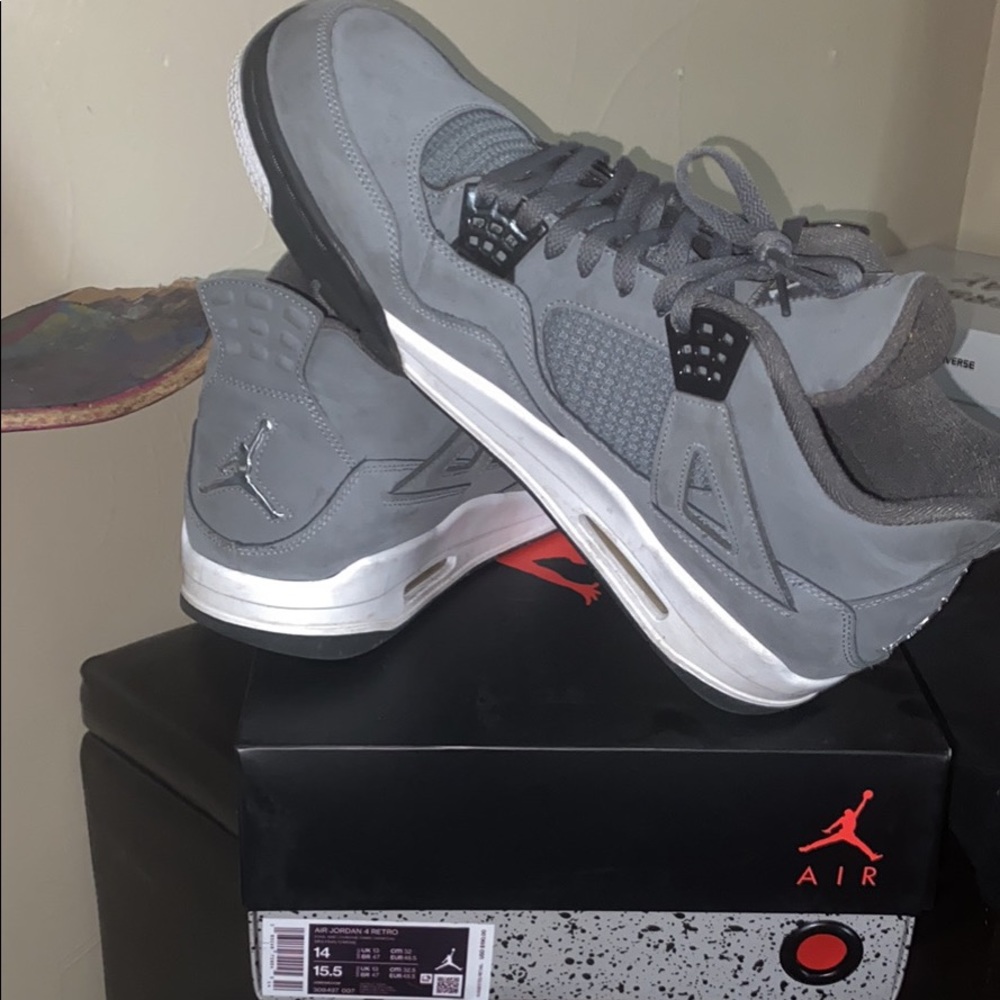 Jordan 4